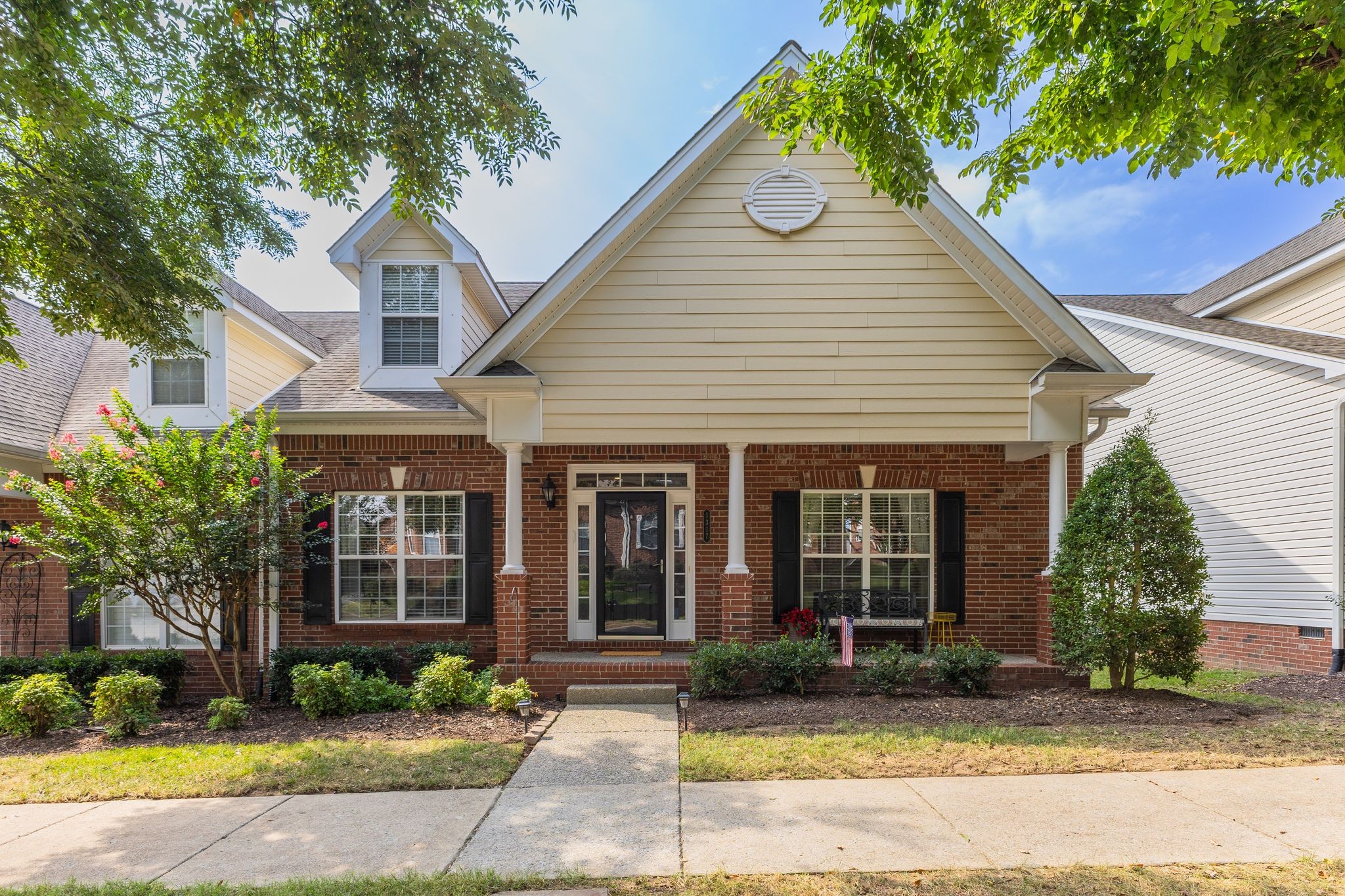 1317 Decatur Cir Property Photo 1