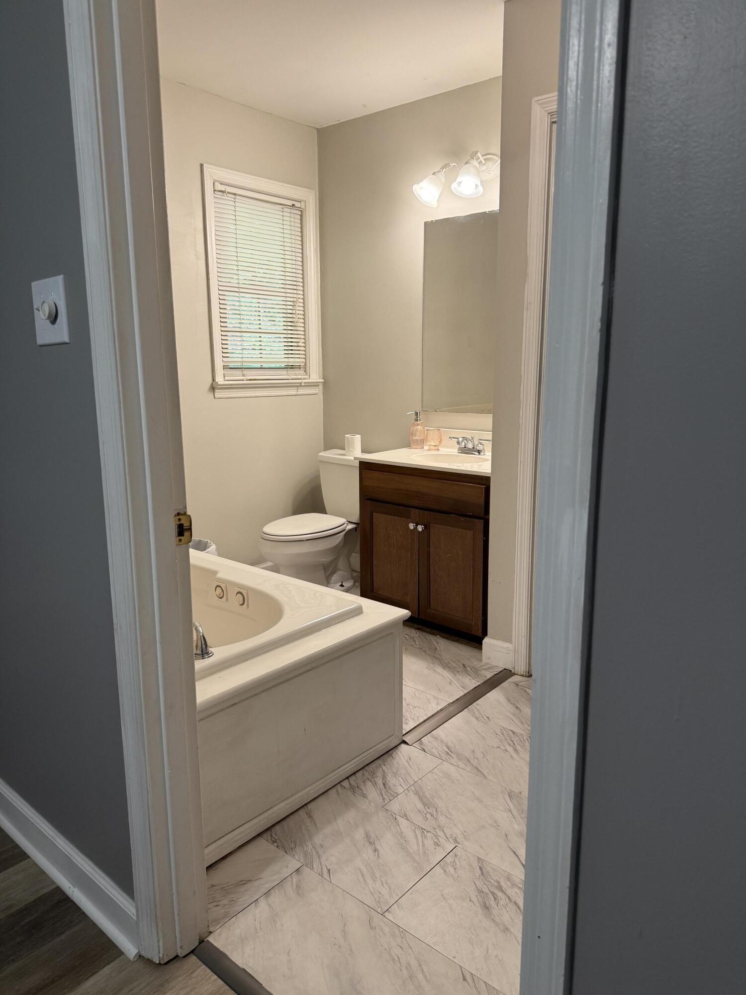 370 Morgan Johnston Circle, Ne Property Photo 13
