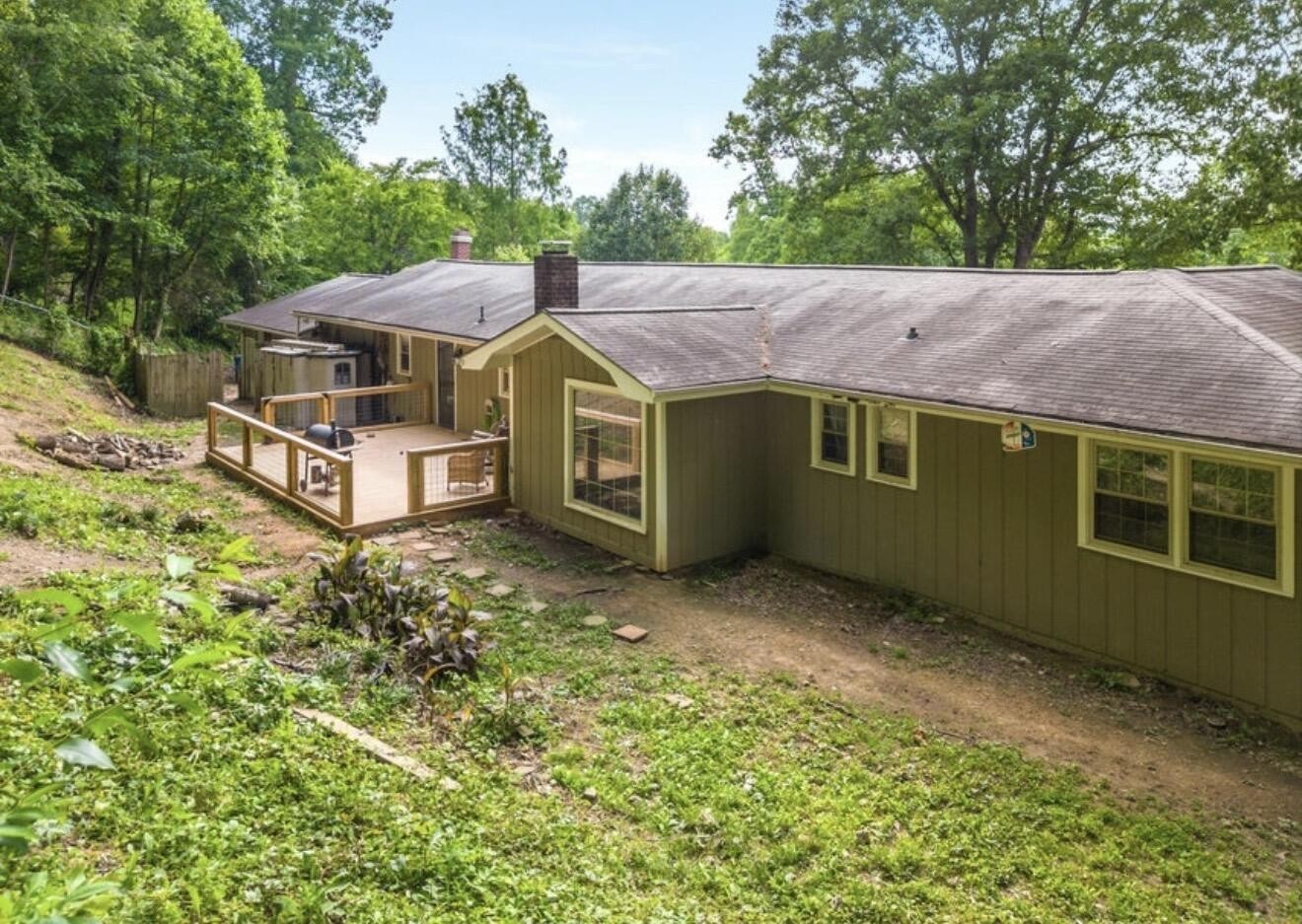 370 Morgan Johnston Circle, Ne Property Photo 23