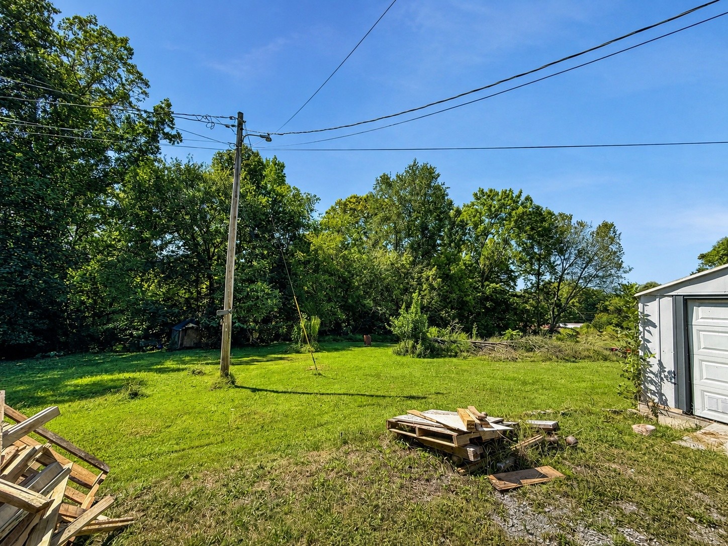 144 Rooster St Property Photo 2