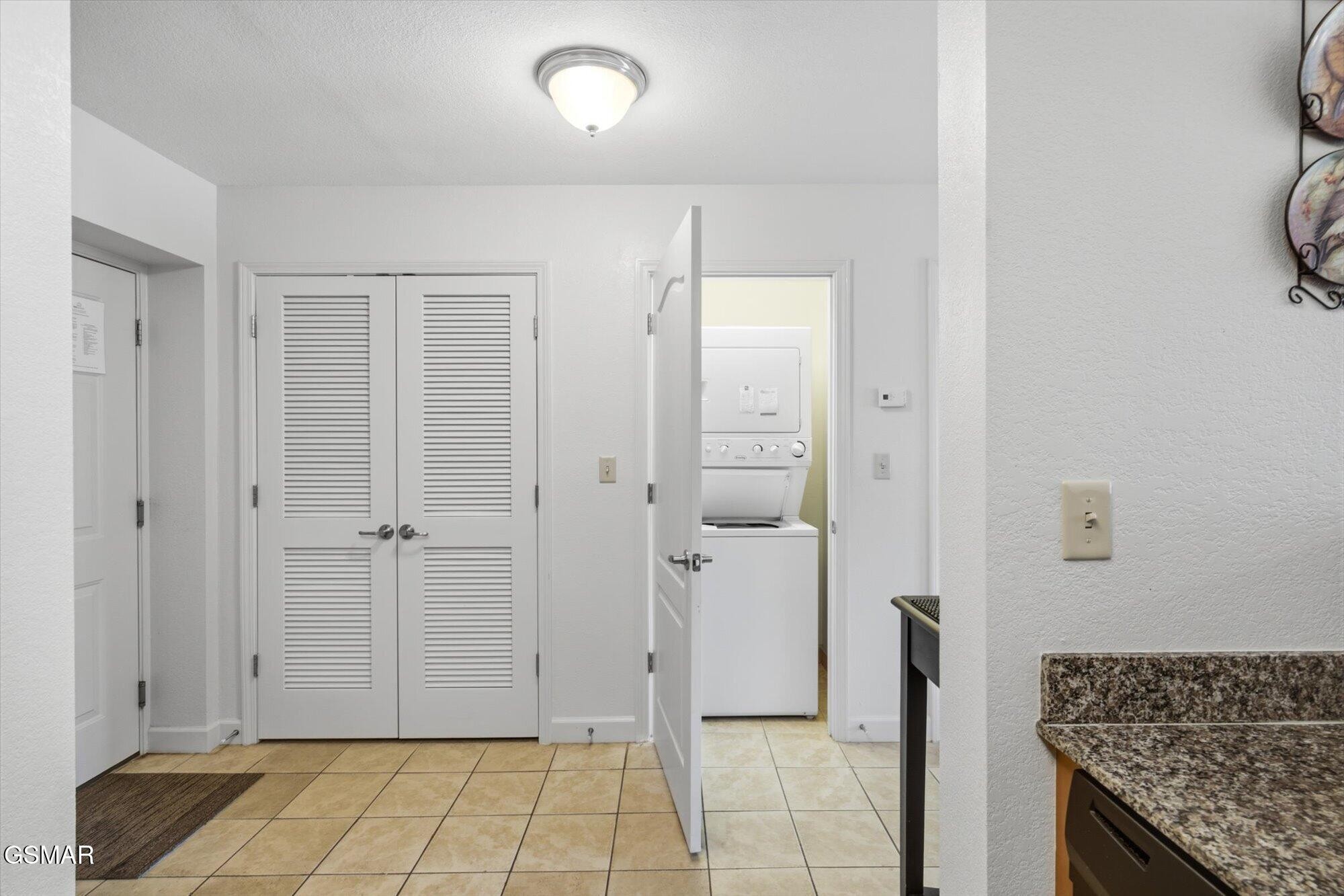124 Plaza Drive Property Photo 17