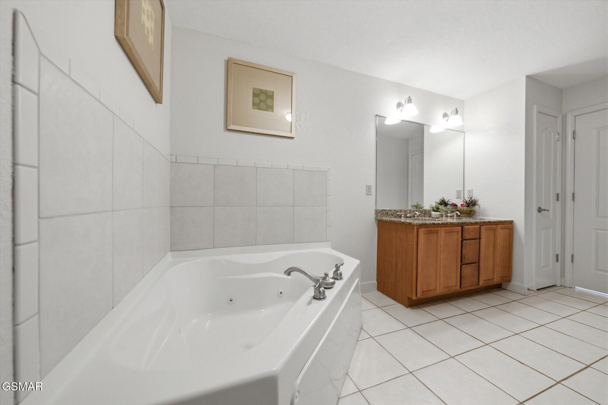 124 Plaza Drive Property Photo 25