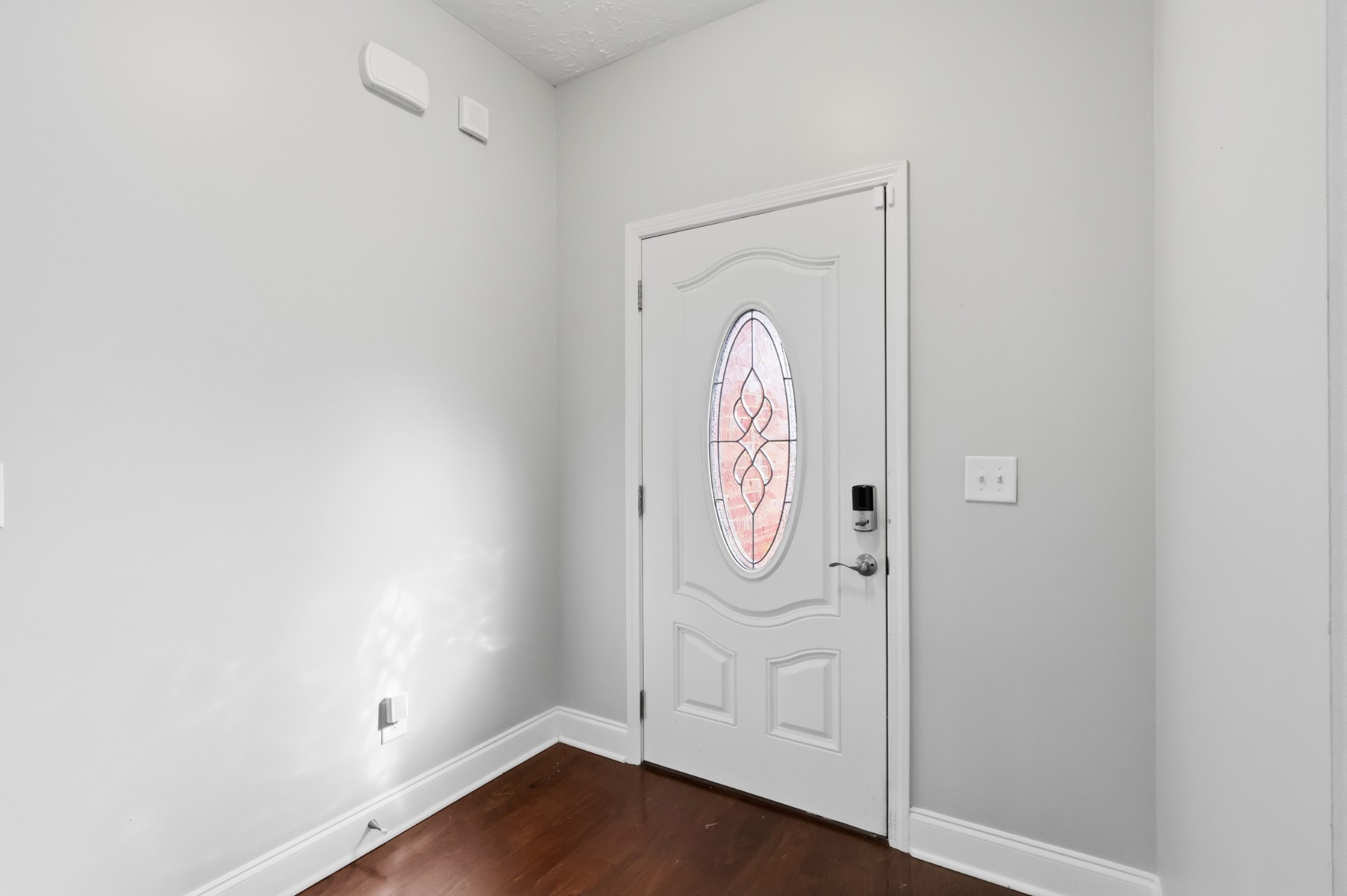 1026 Ryan Ct Property Photo 4