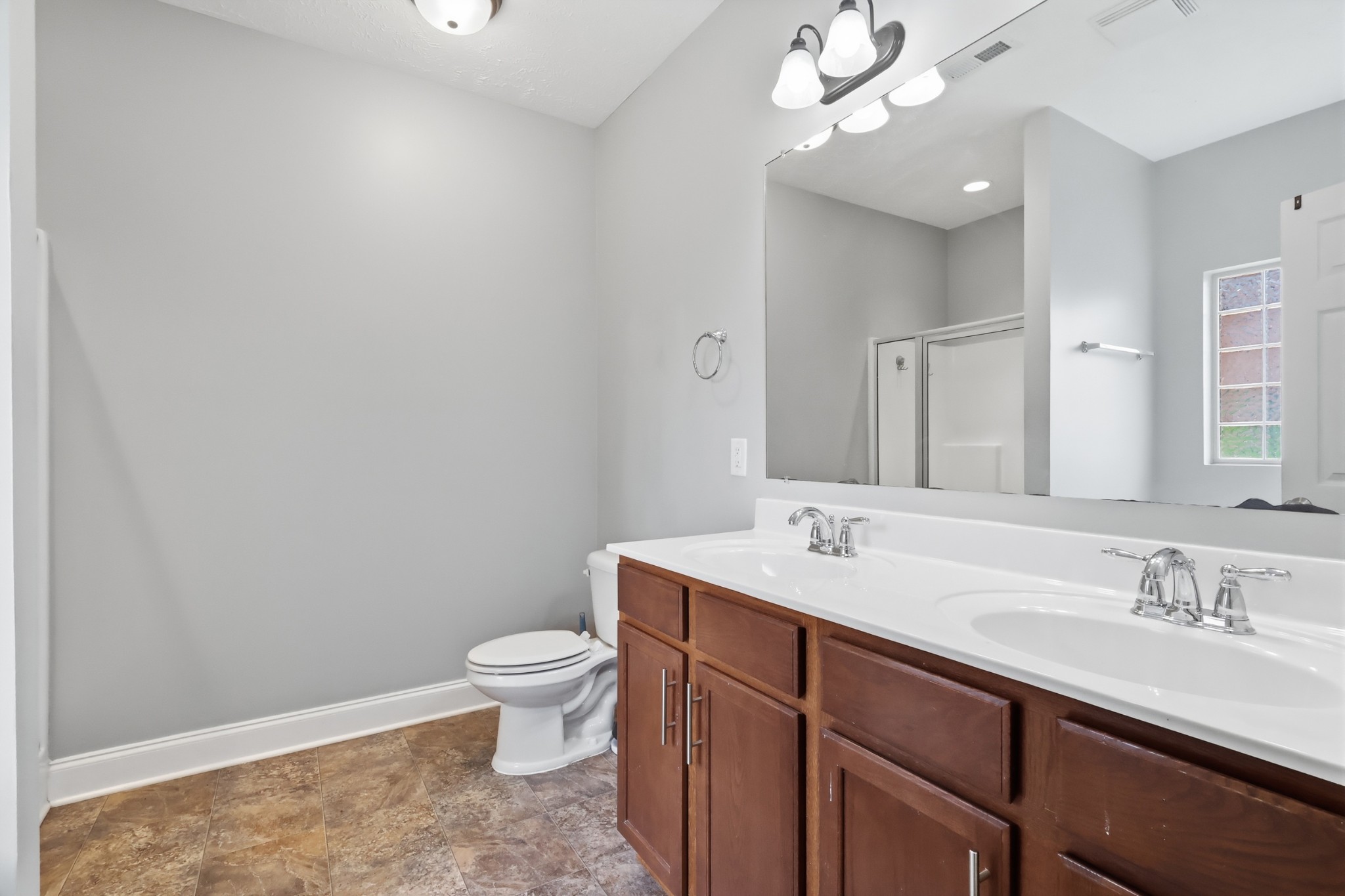1026 Ryan Ct Property Photo 15