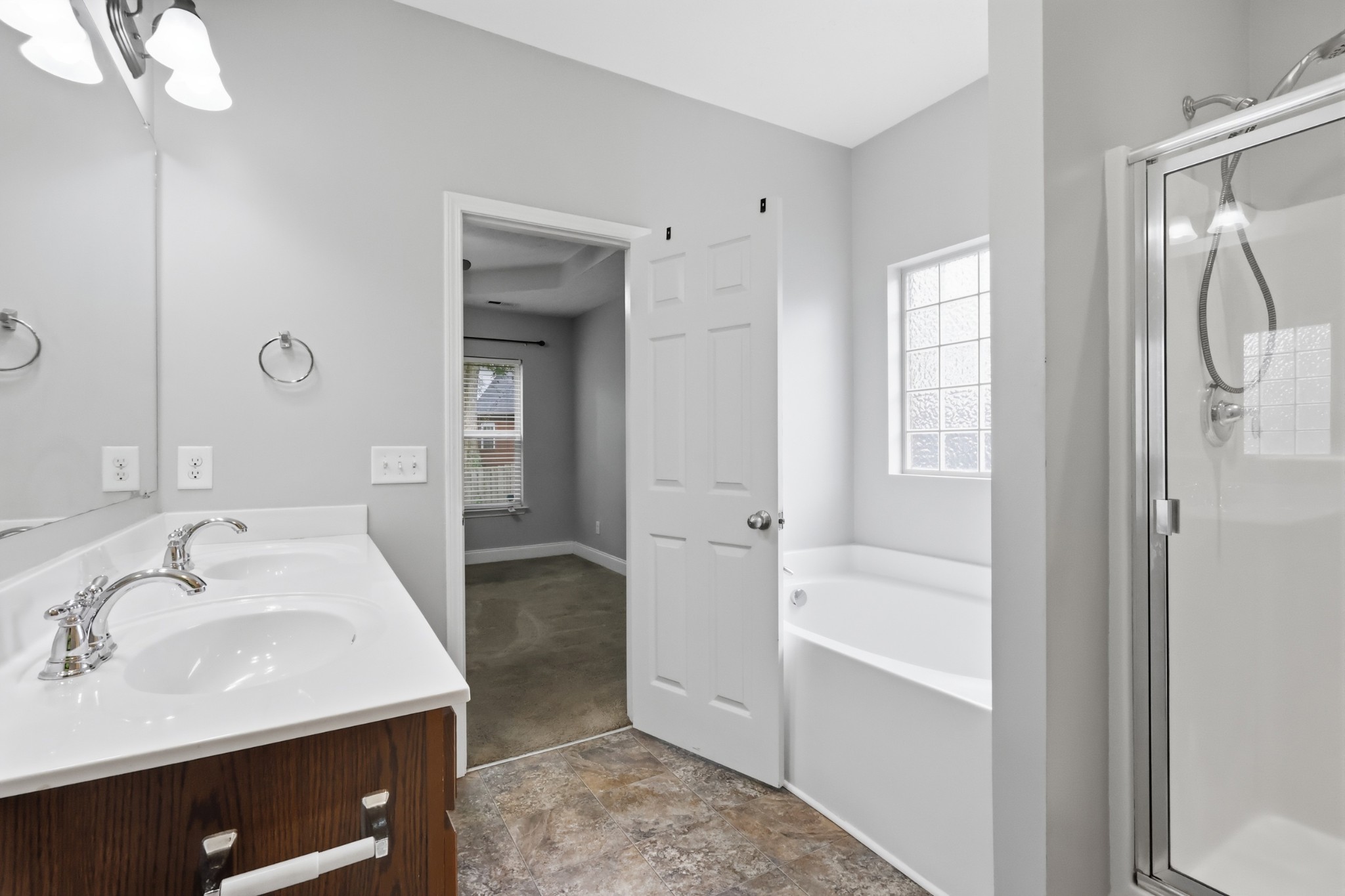1026 Ryan Ct Property Photo 16