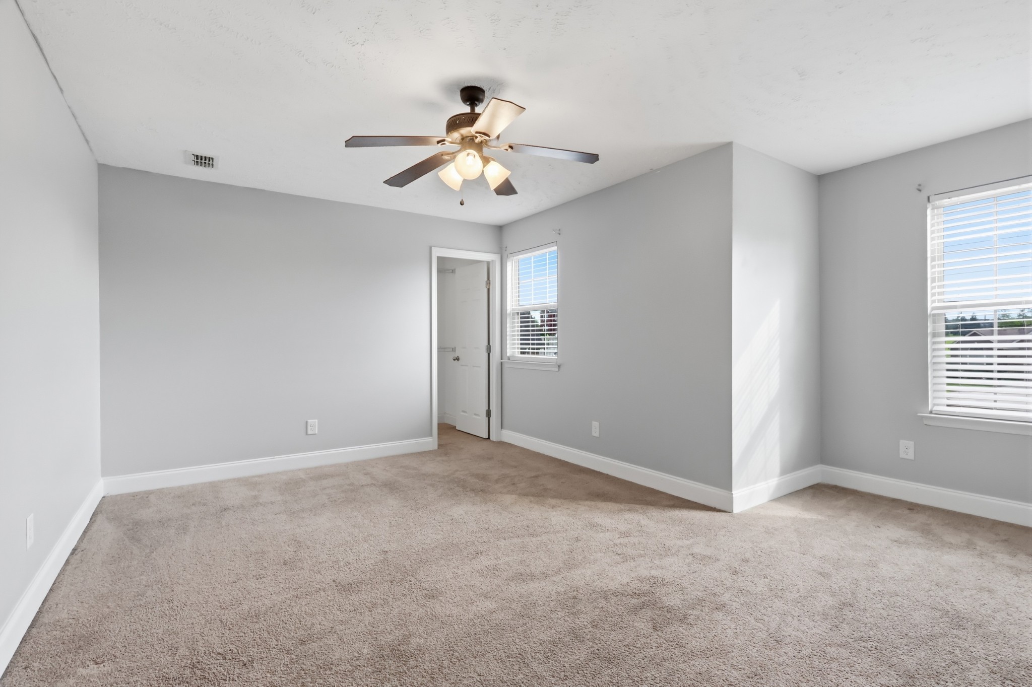 1026 Ryan Ct Property Photo 27