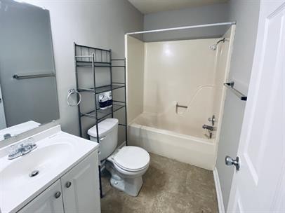 1515 Rogers Cir Property Photo 3