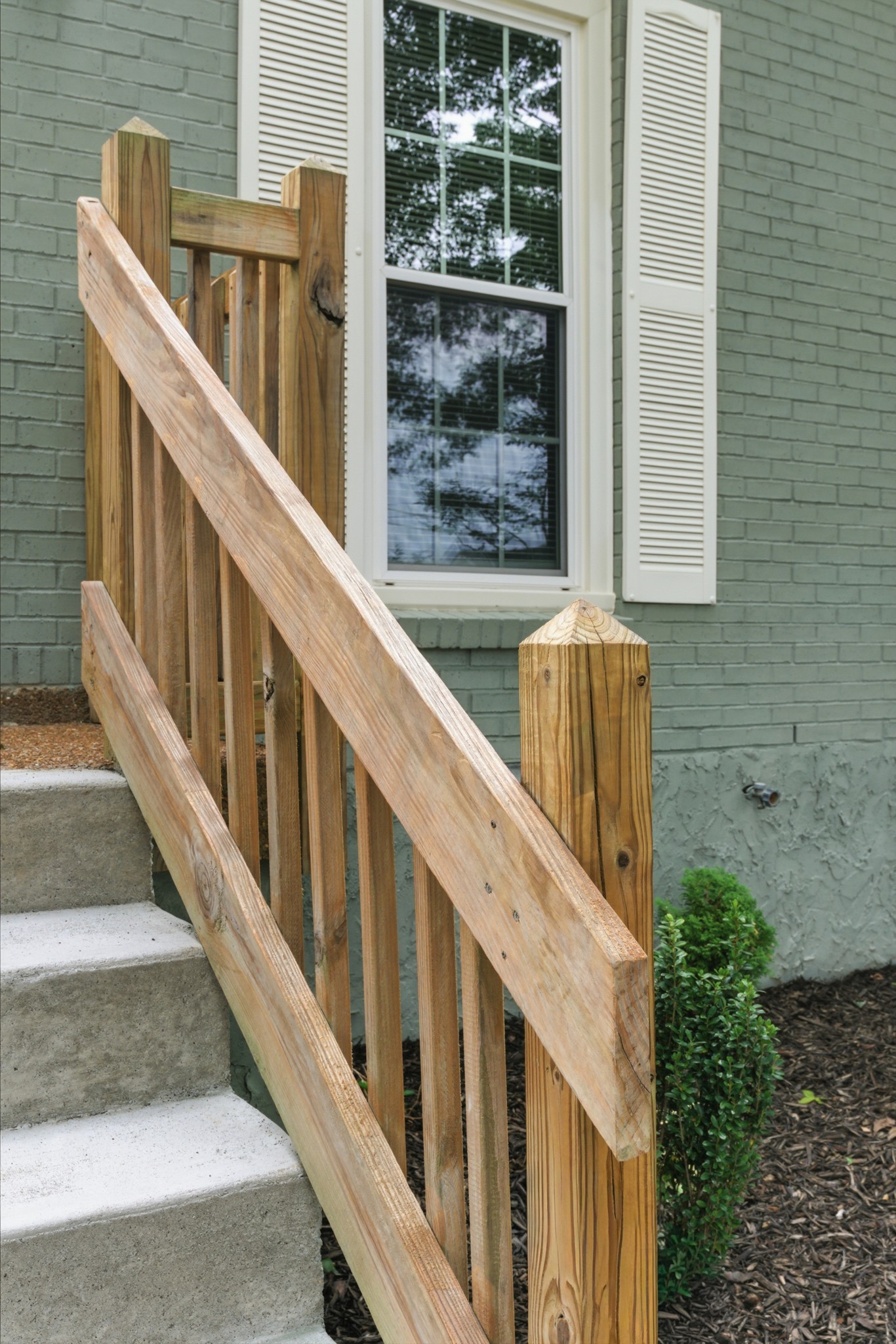 356 Cedarcliff Rd Property Photo 5