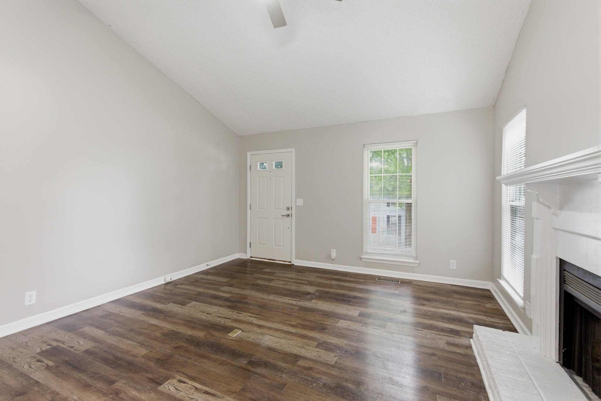 356 Cedarcliff Rd Property Photo 10
