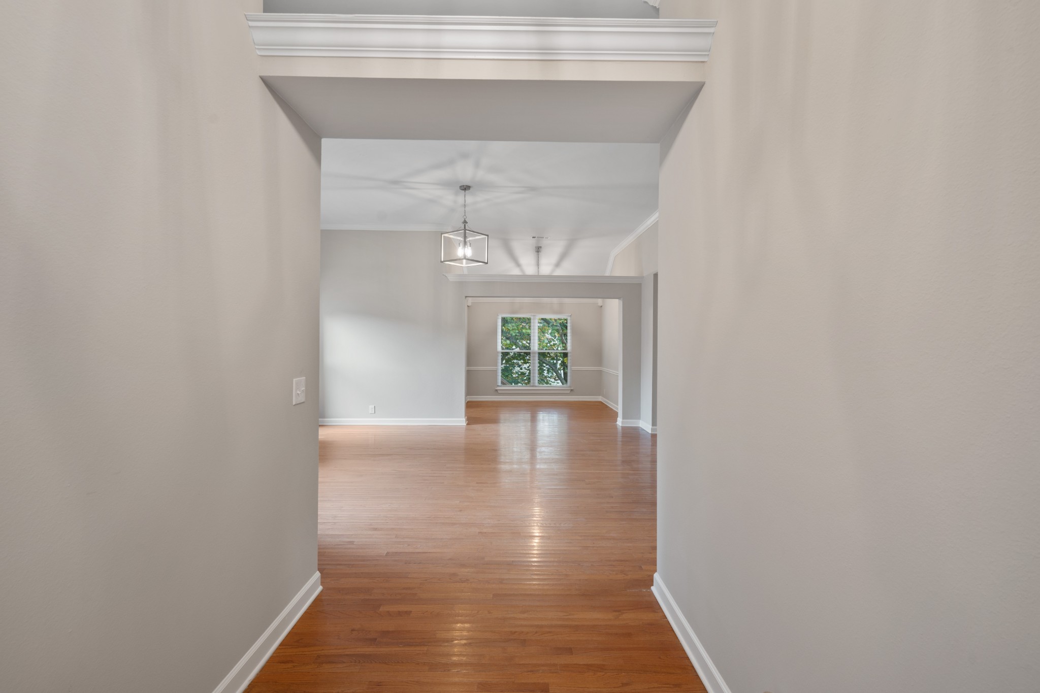 2760 Fleet Dr Property Photo 6