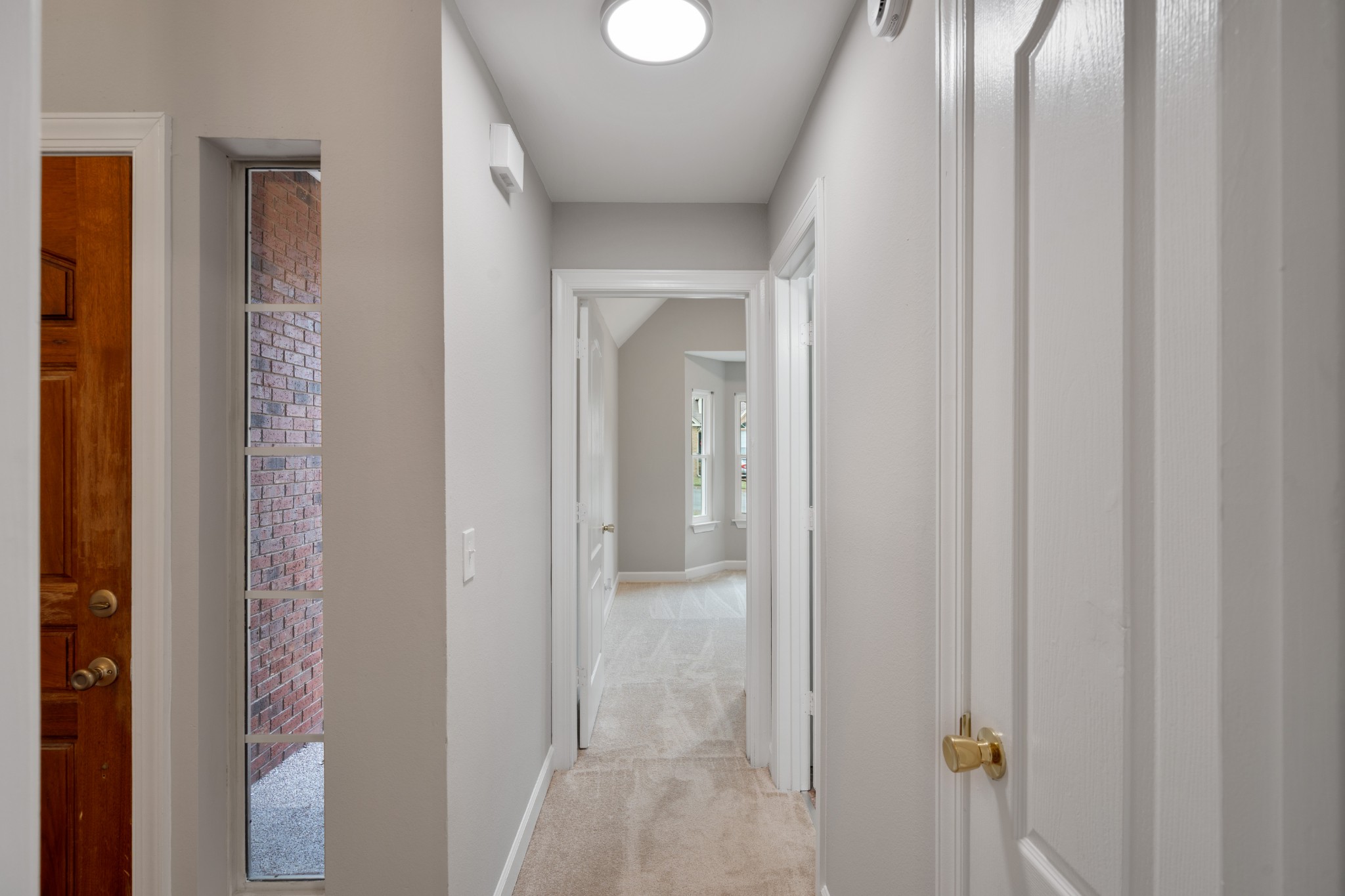2760 Fleet Dr Property Photo 18