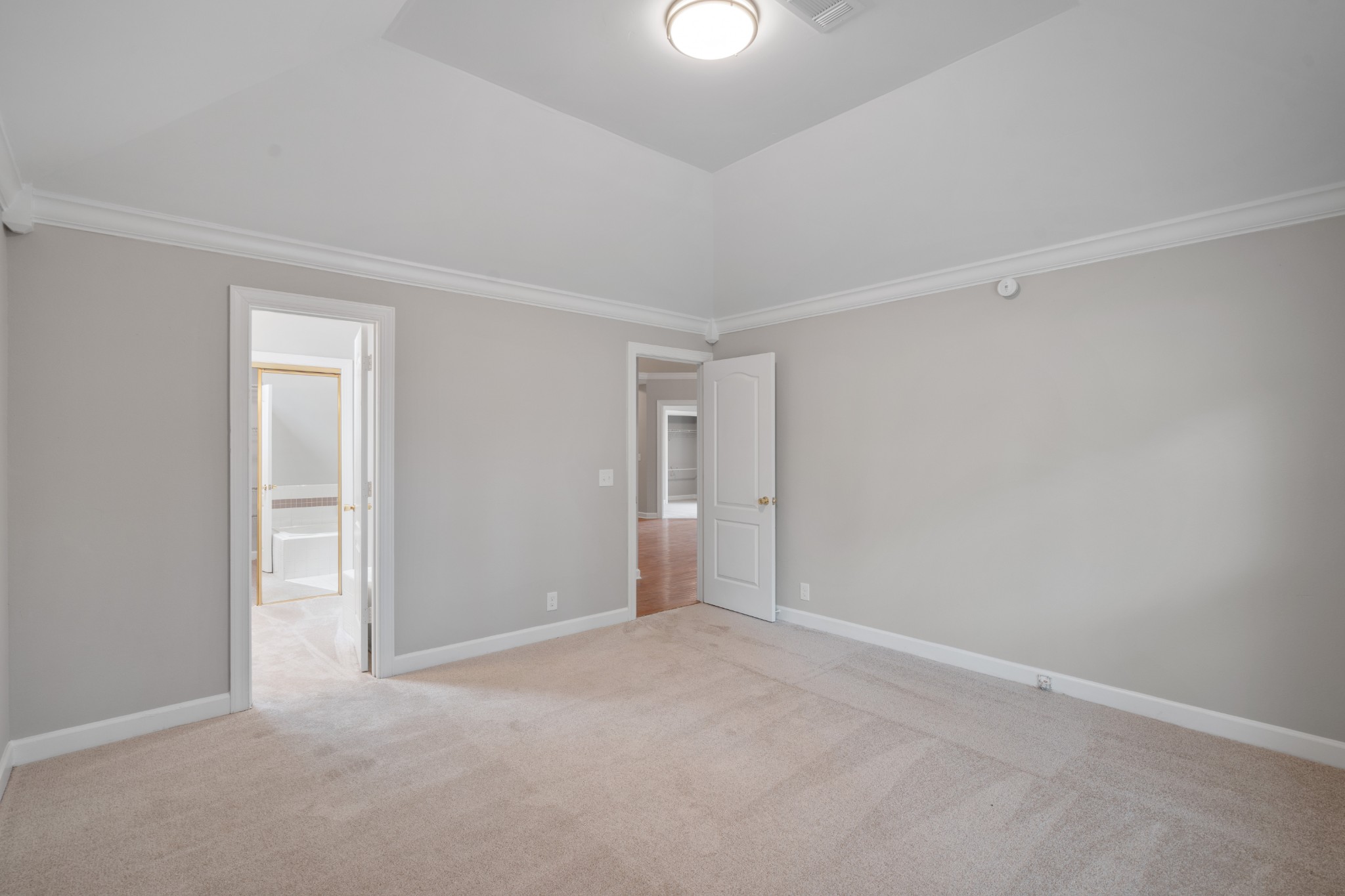 2760 Fleet Dr Property Photo 26