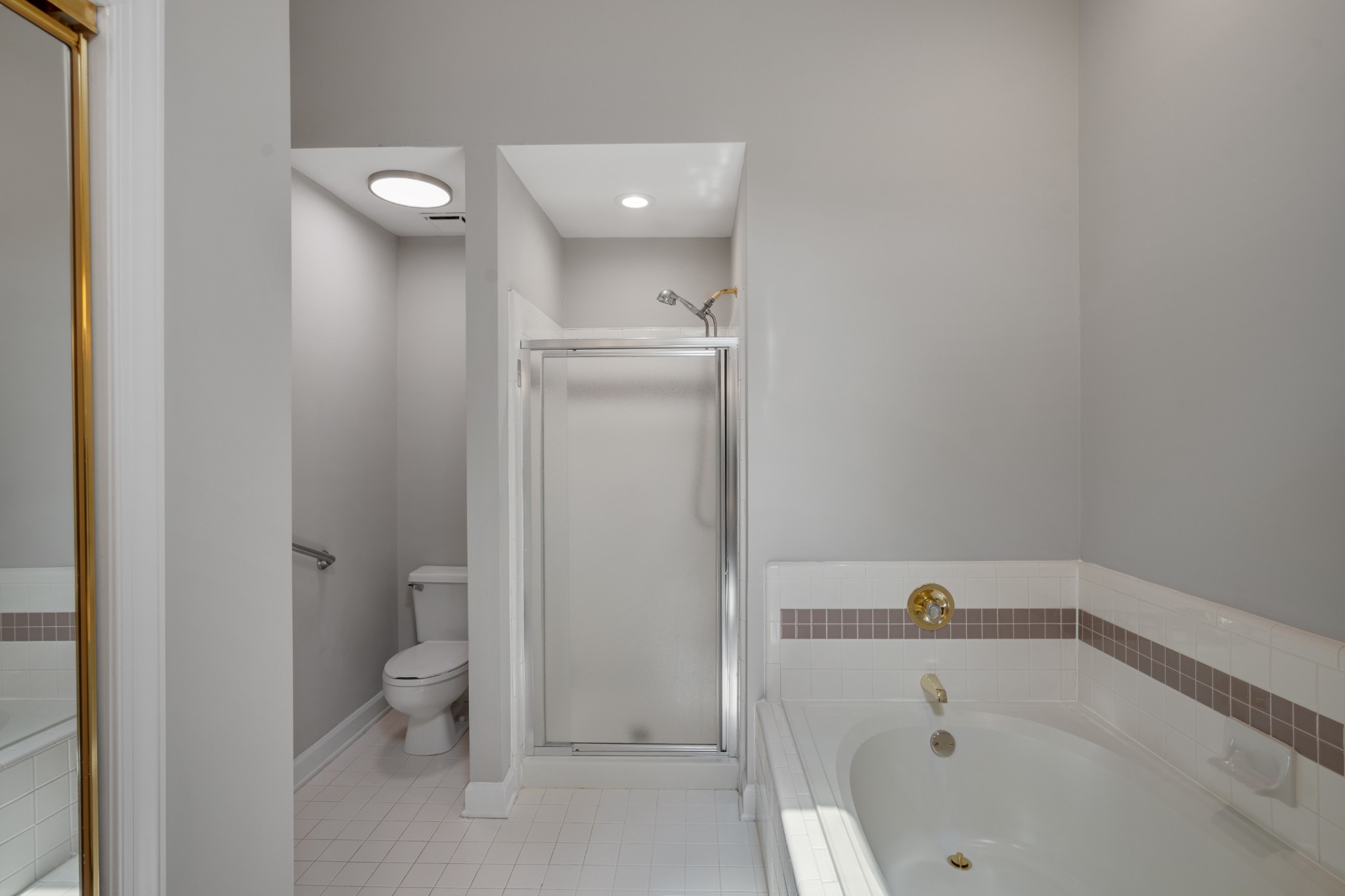 2760 Fleet Dr Property Photo 32