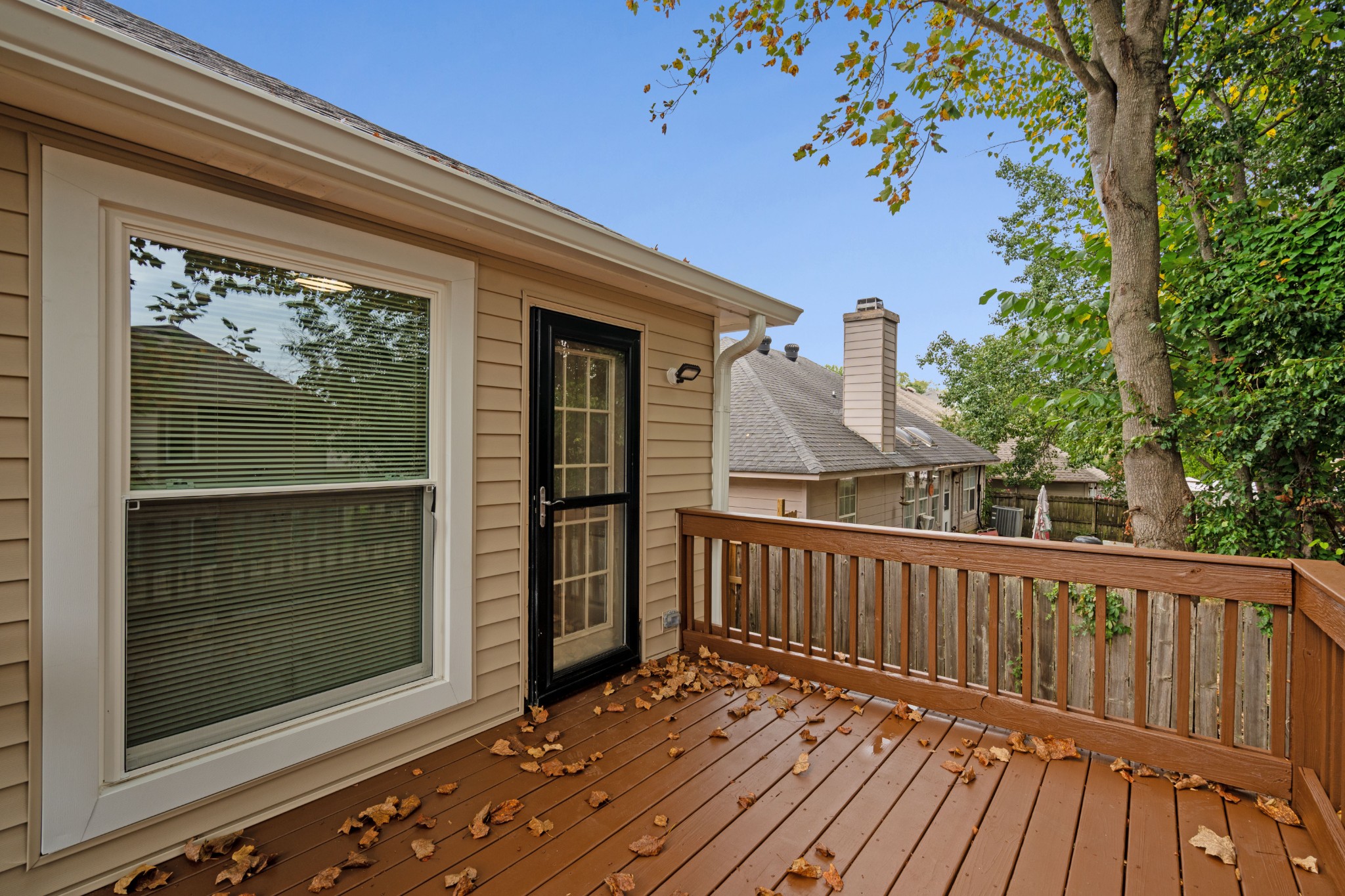 2760 Fleet Dr Property Photo 34