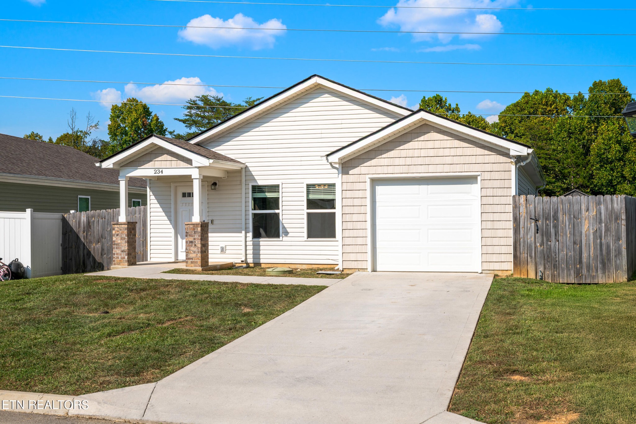 234 Sapling Lane Property Photo 2