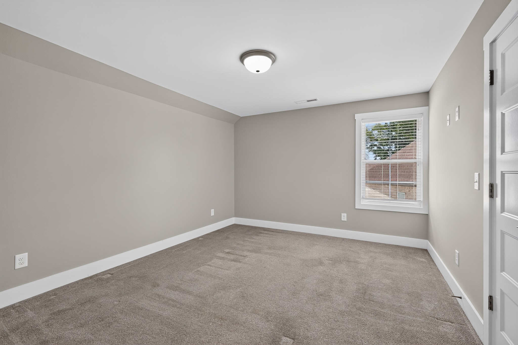 504 Tybarber Ave Property Photo 38