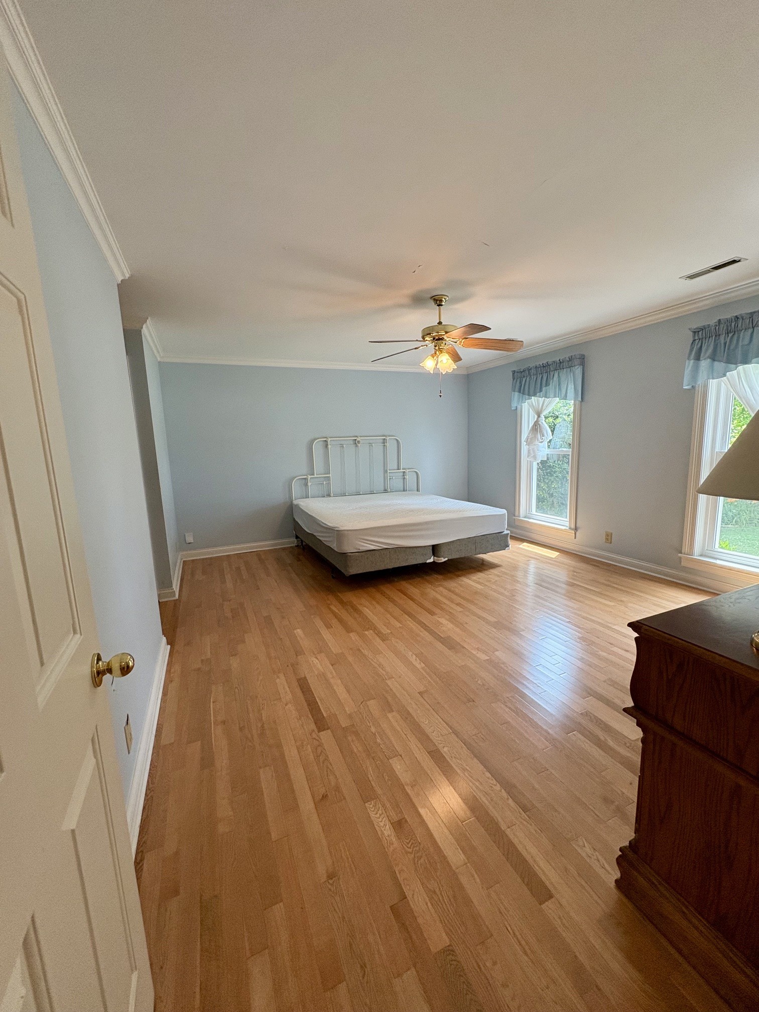 228 Cambridge Pl Property Photo 5