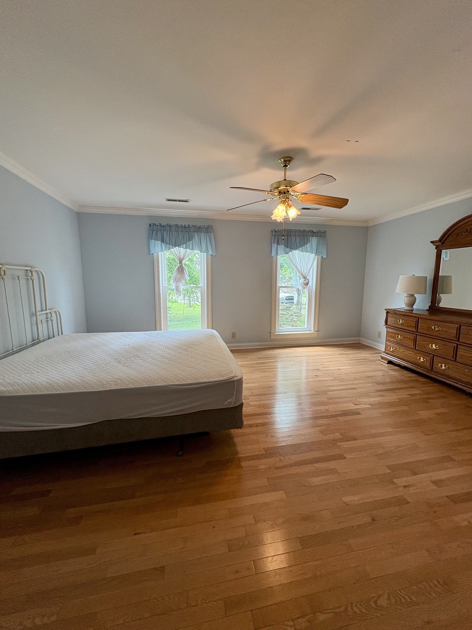 228 Cambridge Pl Property Photo 6
