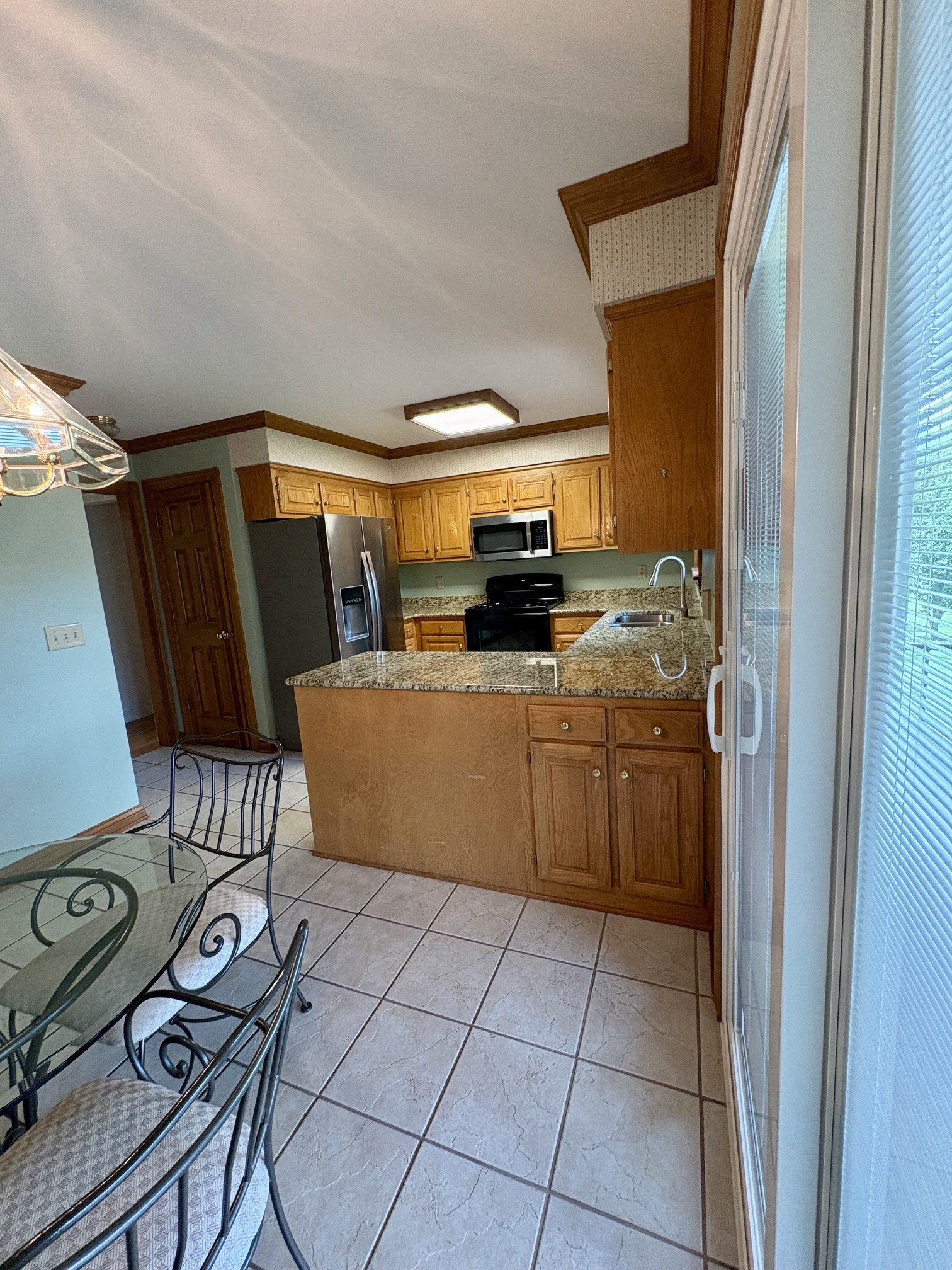 228 Cambridge Pl Property Photo 10