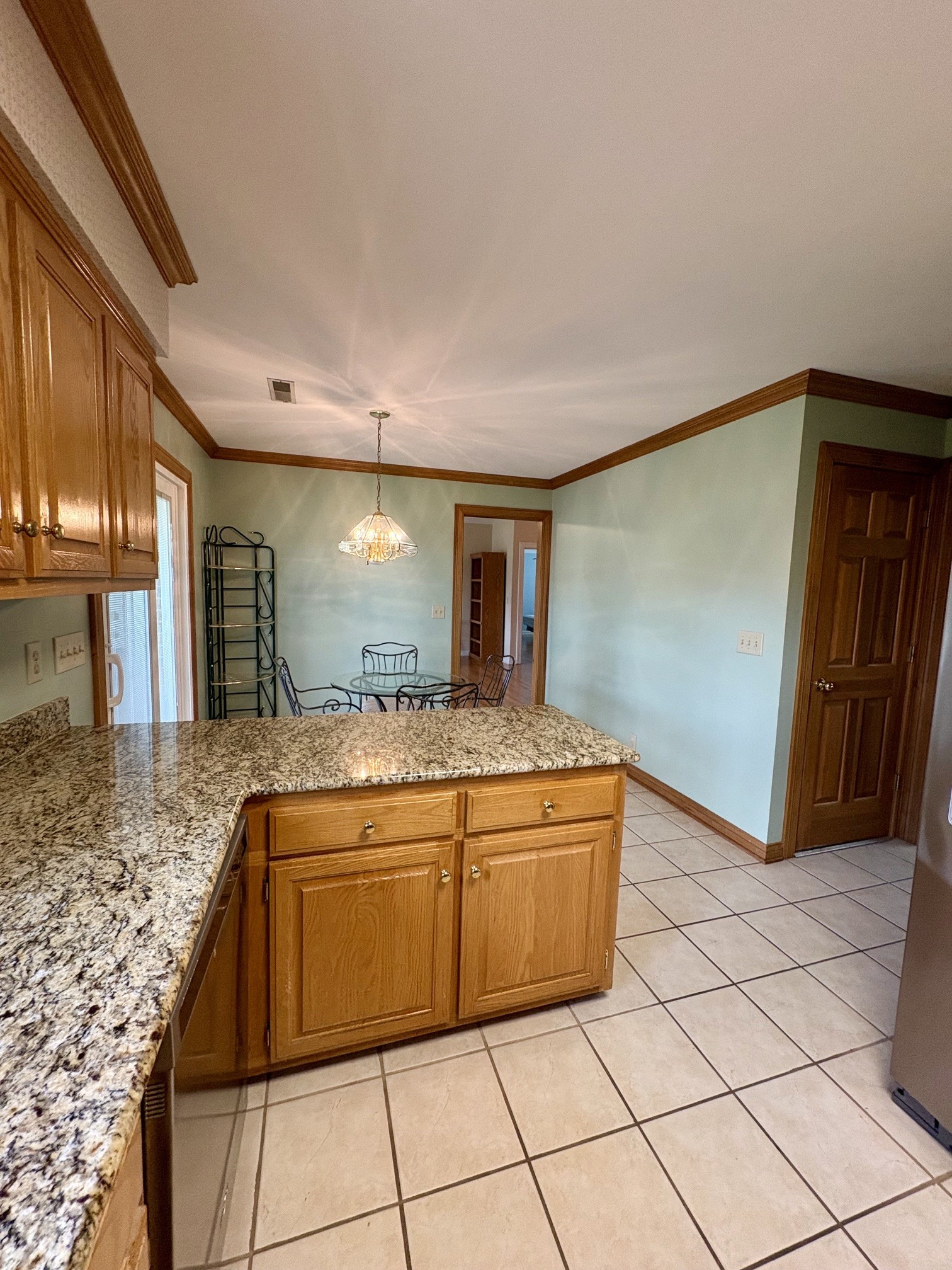 228 Cambridge Pl Property Photo 11