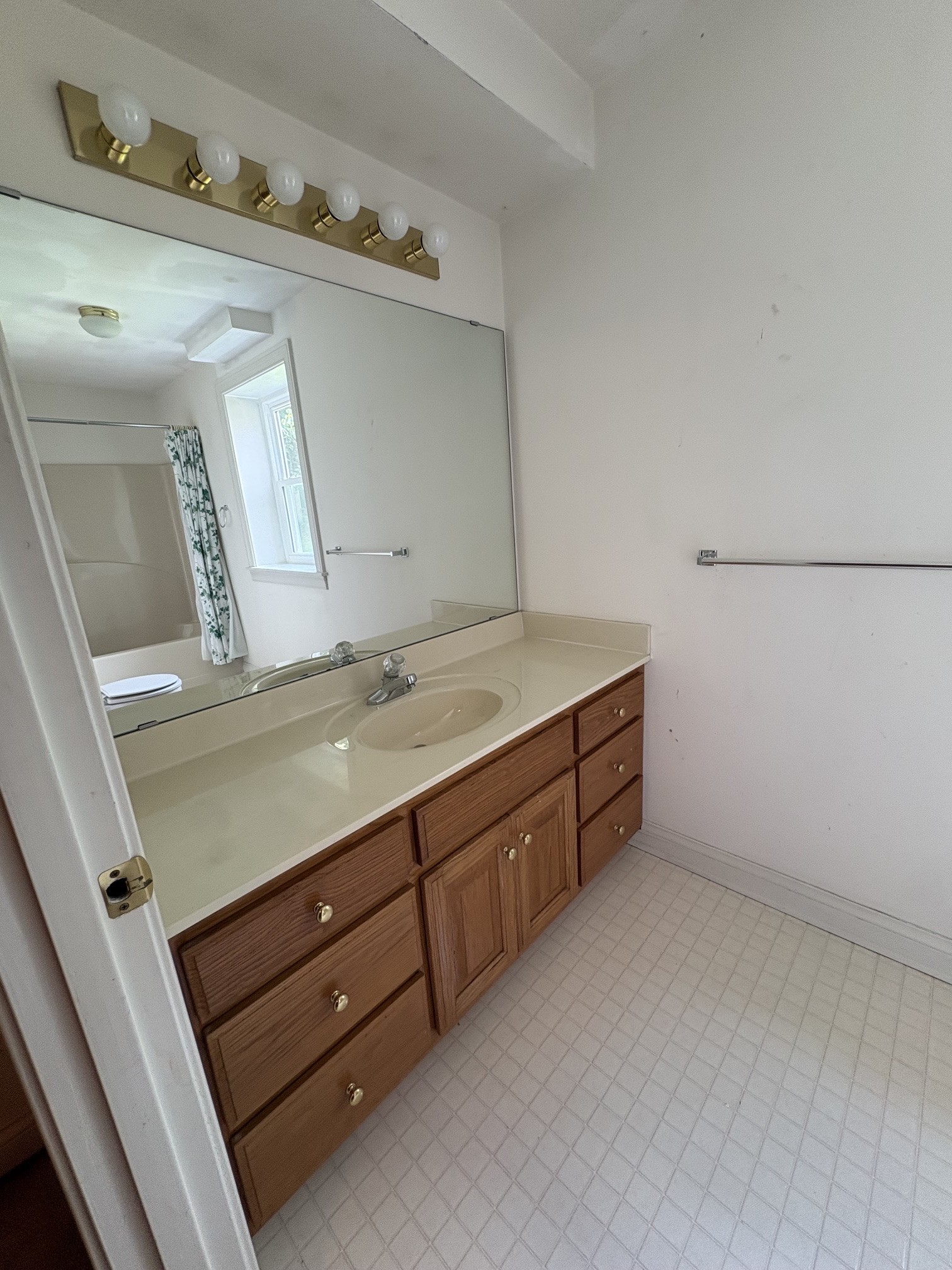 228 Cambridge Pl Property Photo 20