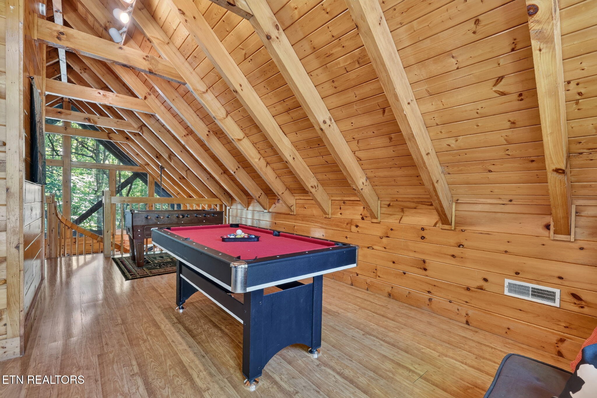 2029 Beach Front Drive Property Photo 46