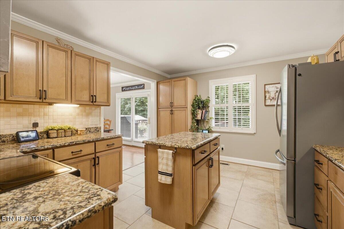 7547 Gynevere Drive Property Photo 17