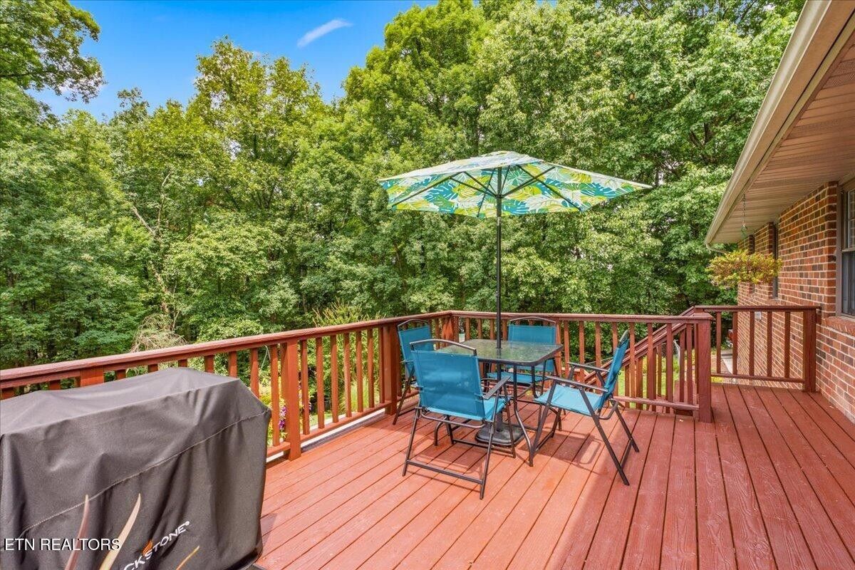 7547 Gynevere Drive Property Photo 18