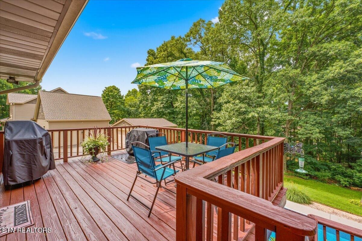 7547 Gynevere Drive Property Photo 19