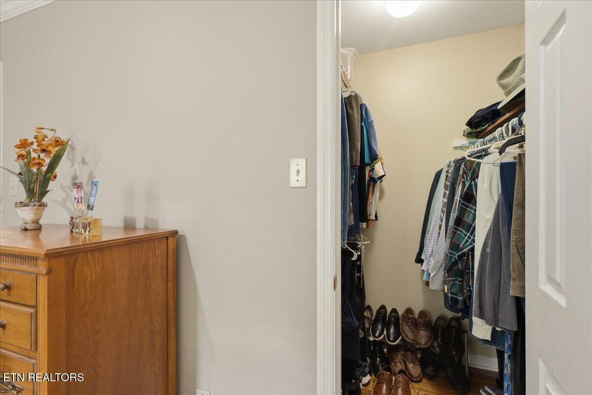 7547 Gynevere Drive Property Photo 28