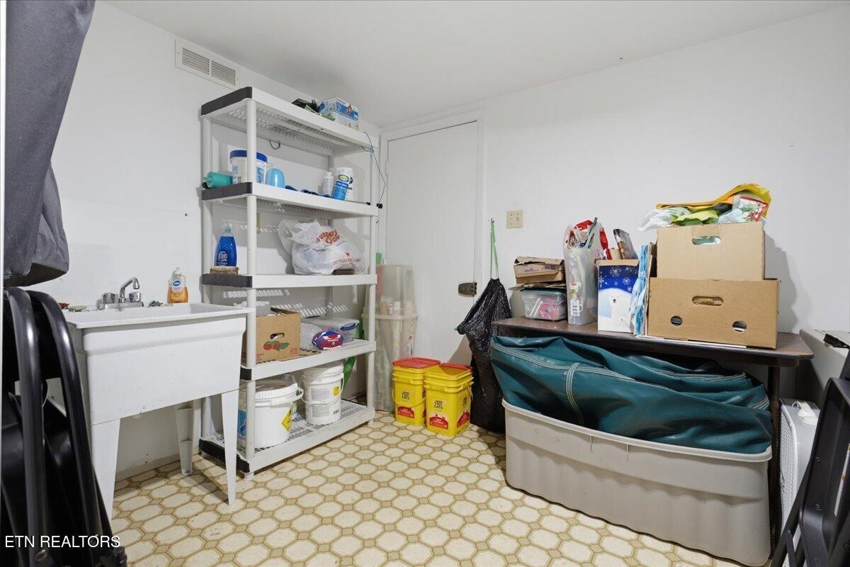 7547 Gynevere Drive Property Photo 41