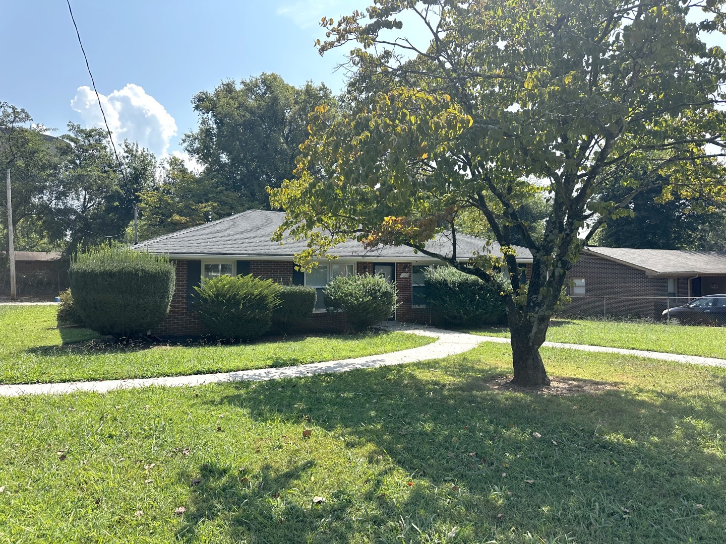 1132 White Blvd Property Photo 3