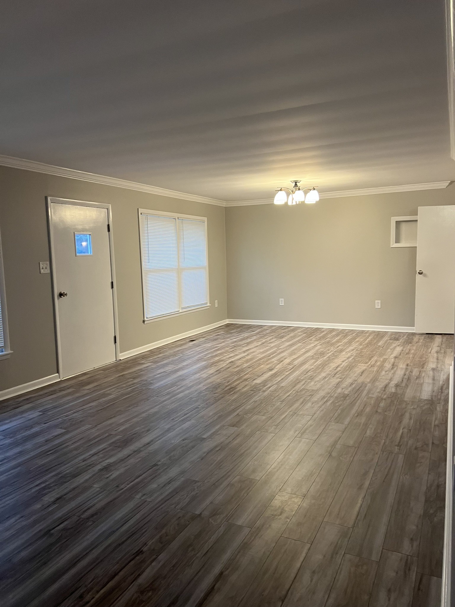 1132 White Blvd Property Photo 14