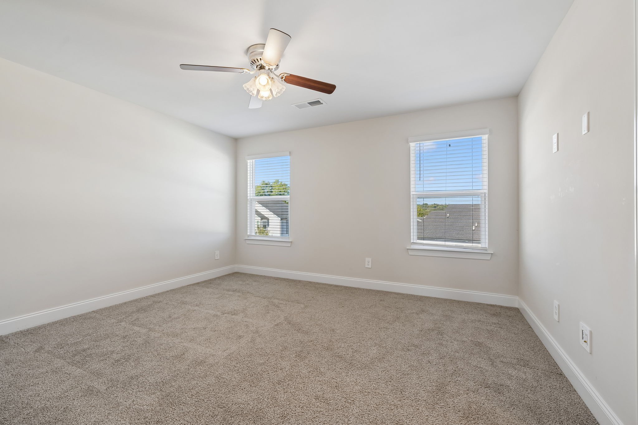 2203 Kulshan Ct Property Photo 20
