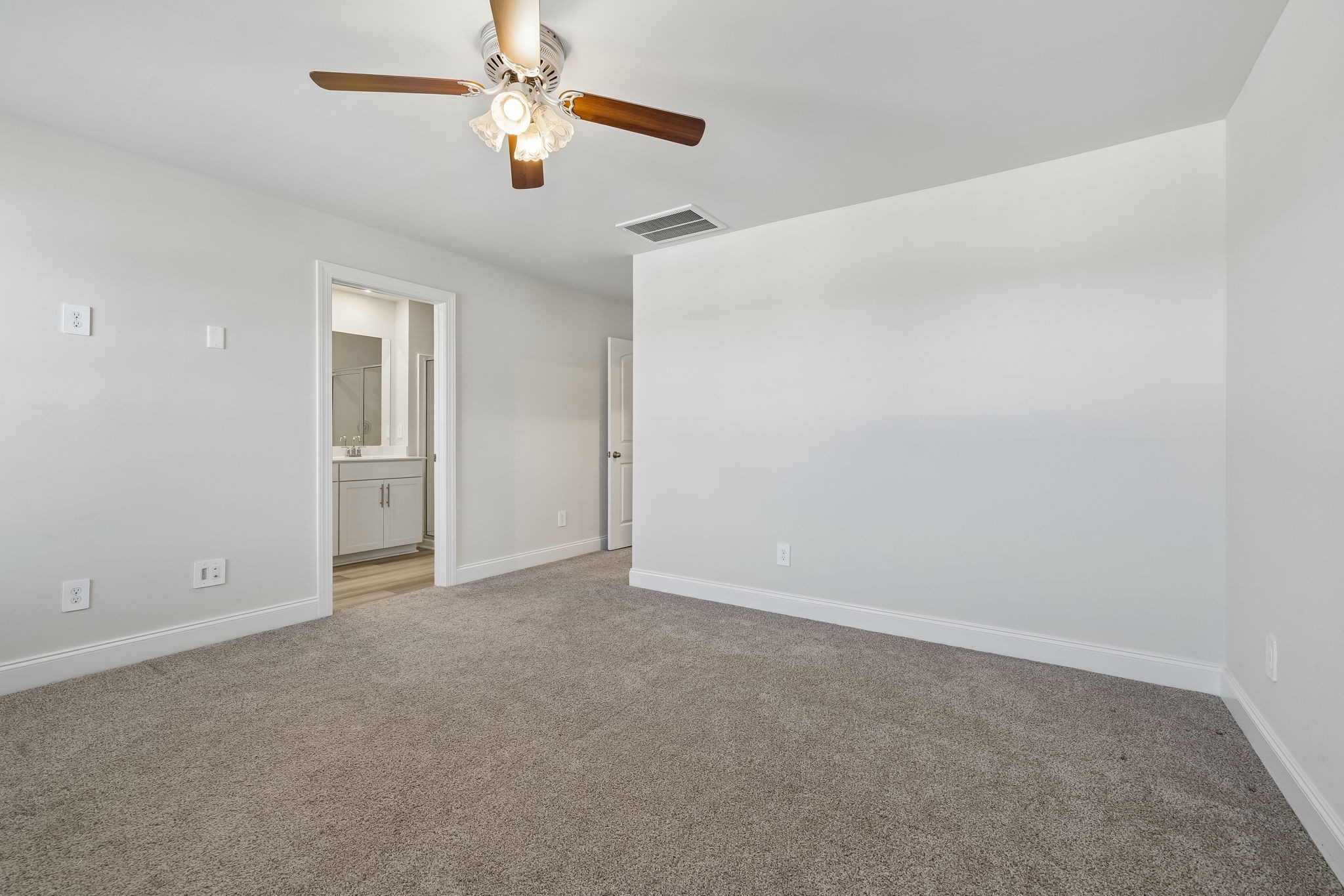2203 Kulshan Ct Property Photo 21