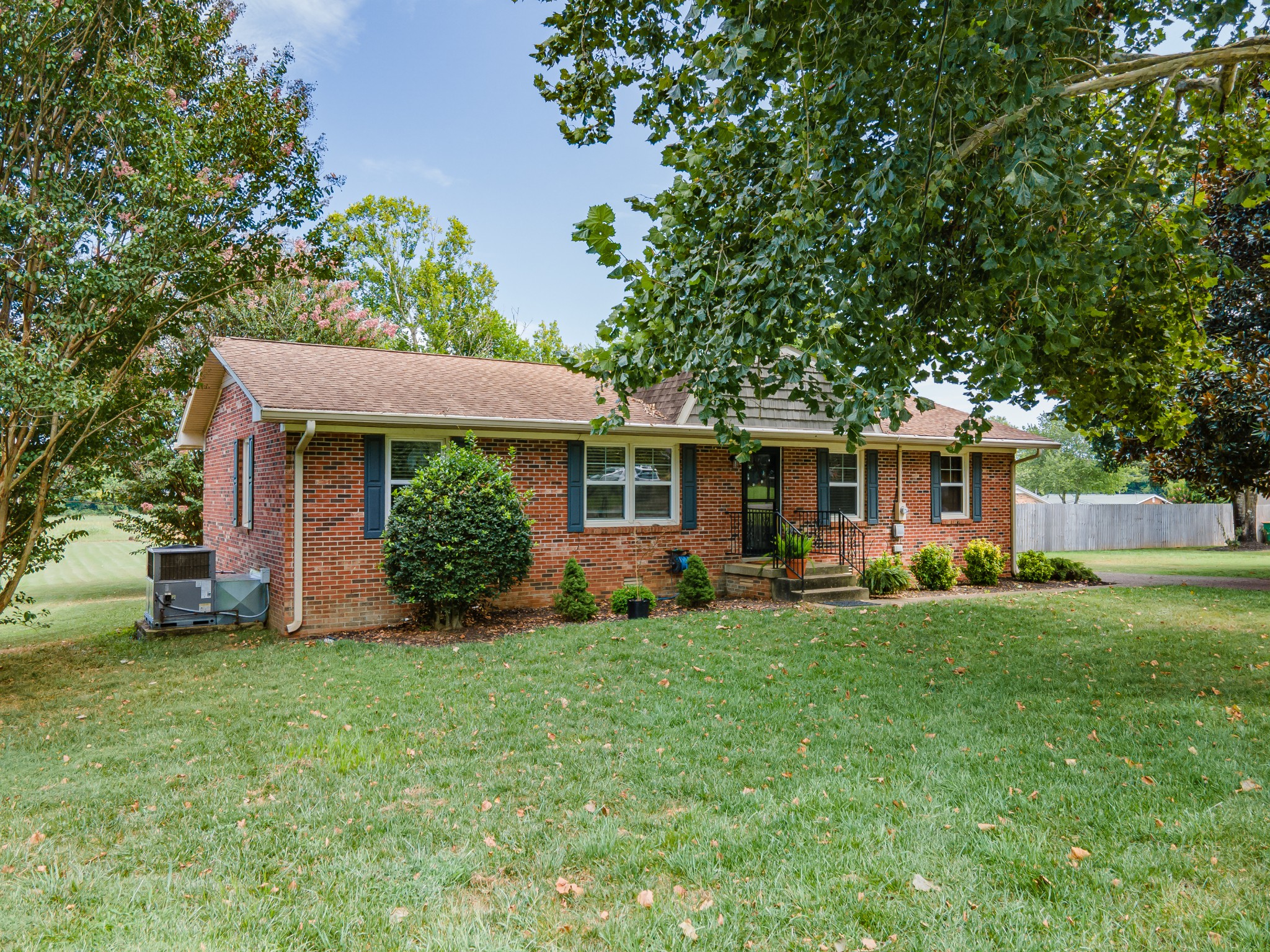 935 Barron Rd Property Photo 1