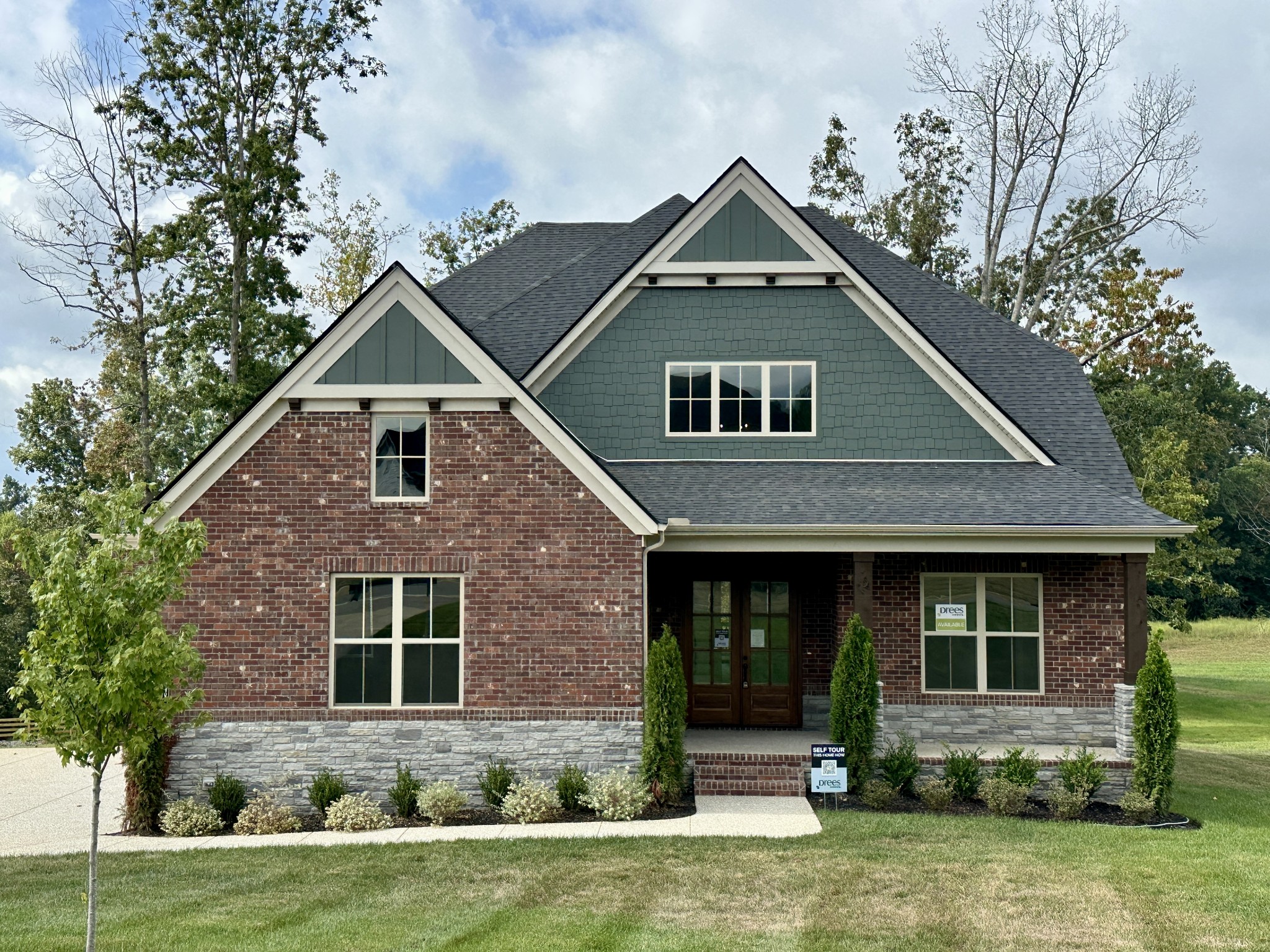 7248 Florim Court Property Photo 1
