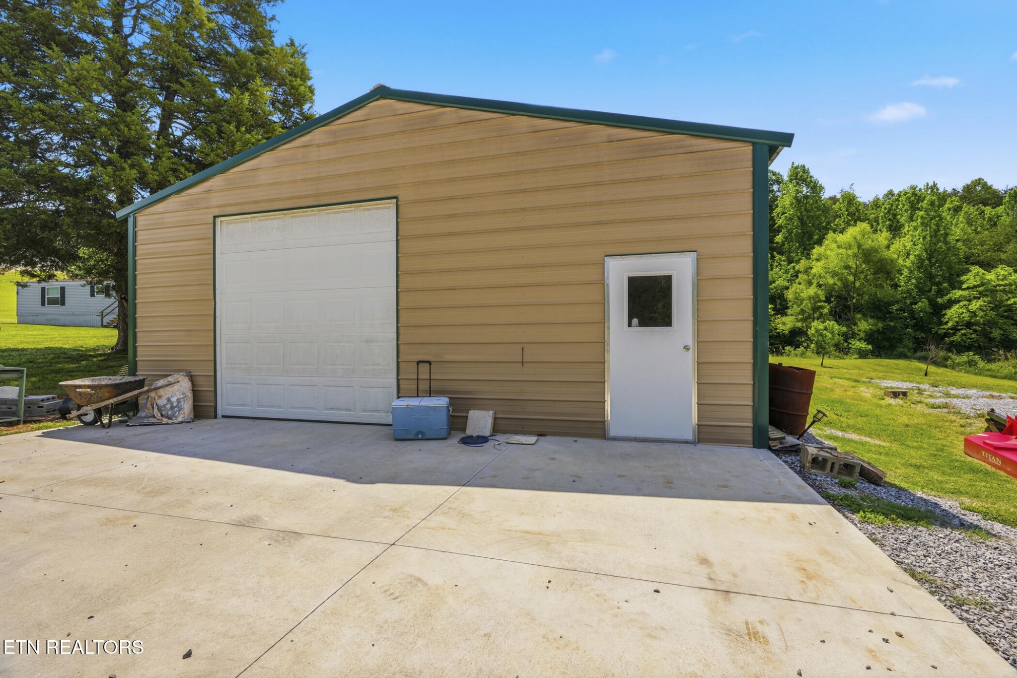 220 Three Point Rd Property Photo 19