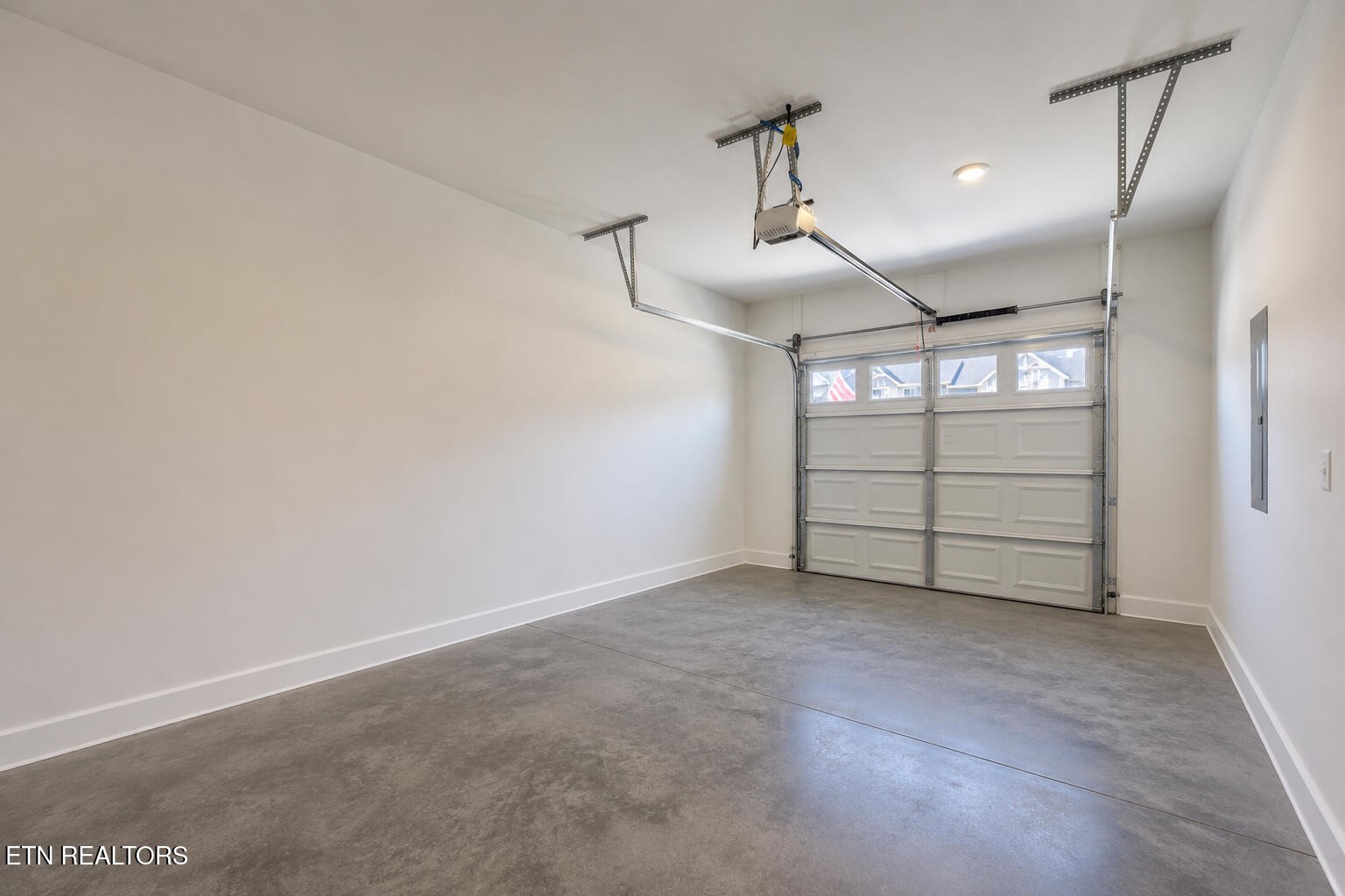 7364 Sun Blossom Lane Property Photo 33