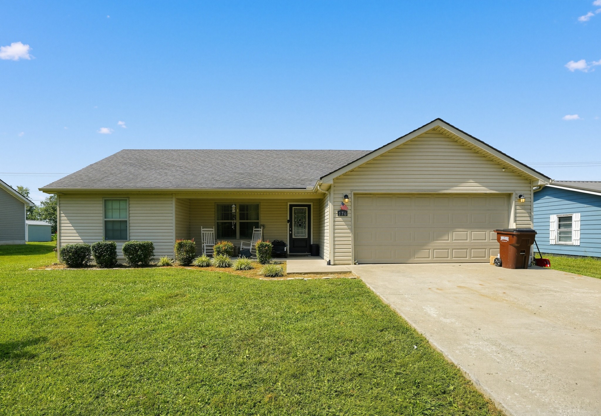 176 Dunbar Ln Property Photo 1