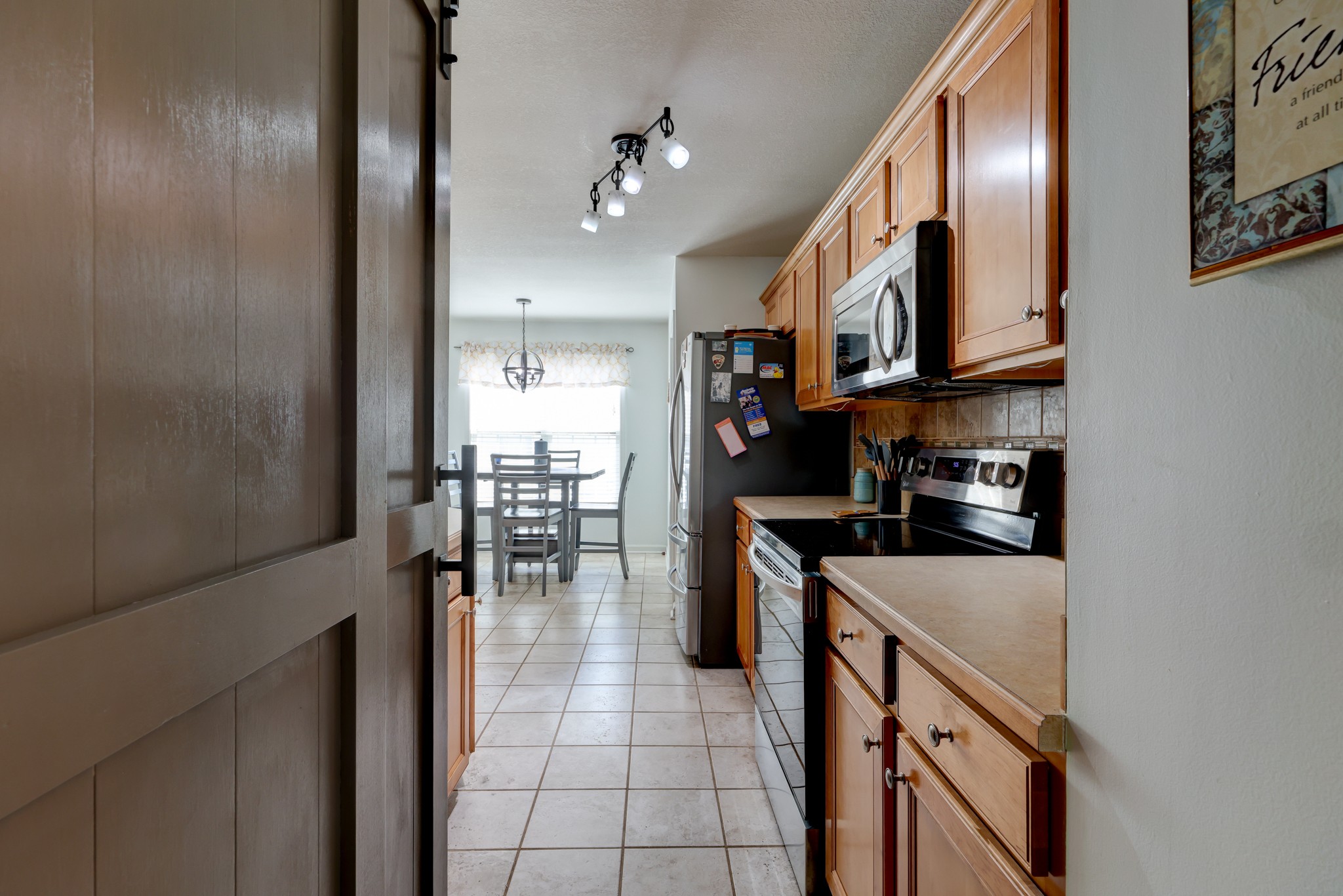 3141 Holly Pt Property Photo 5