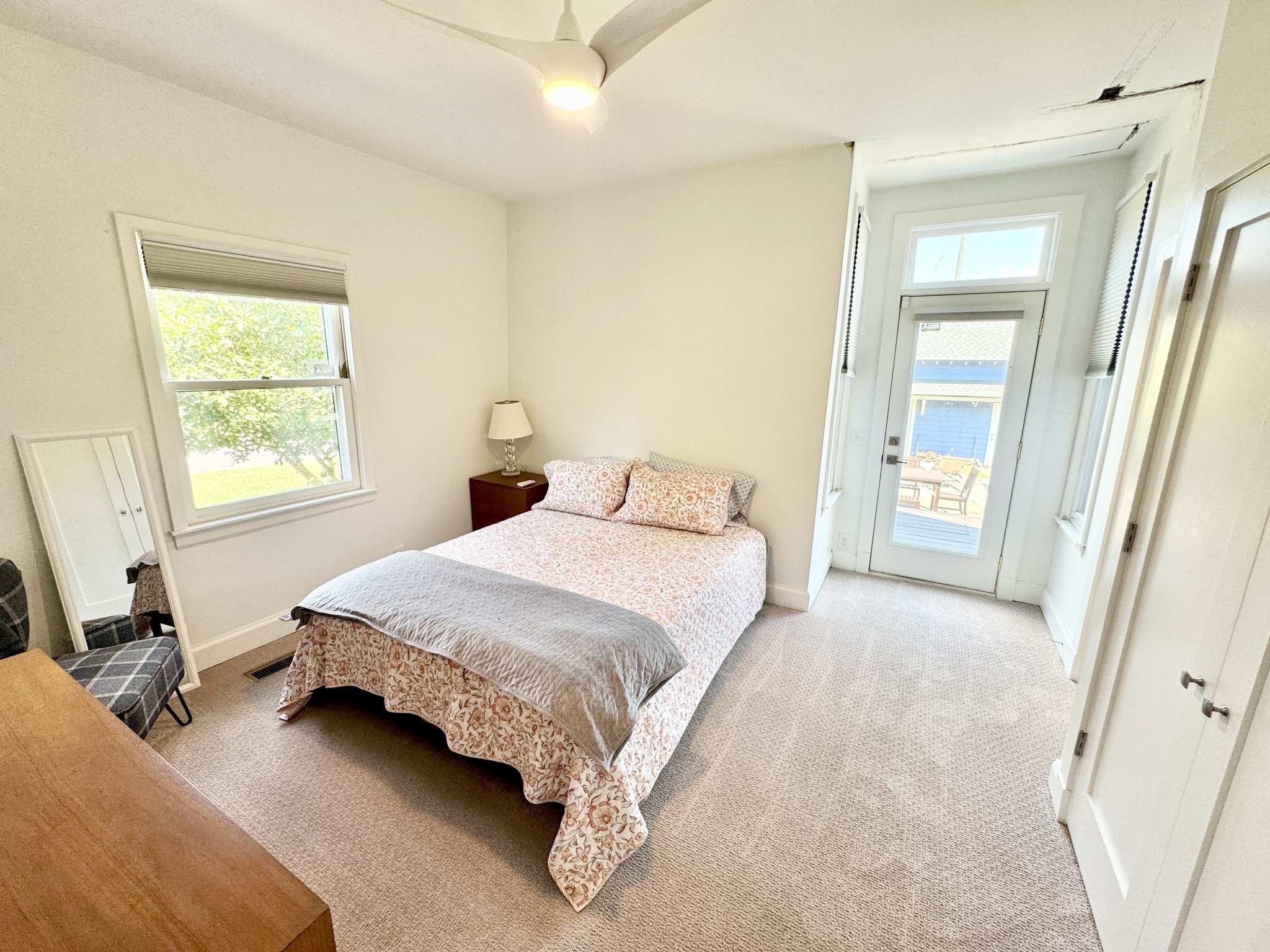 1801 Russell St Property Photo 13
