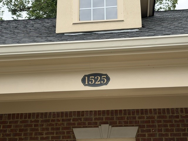 1525 Hunt Club Blvd Property Photo 5