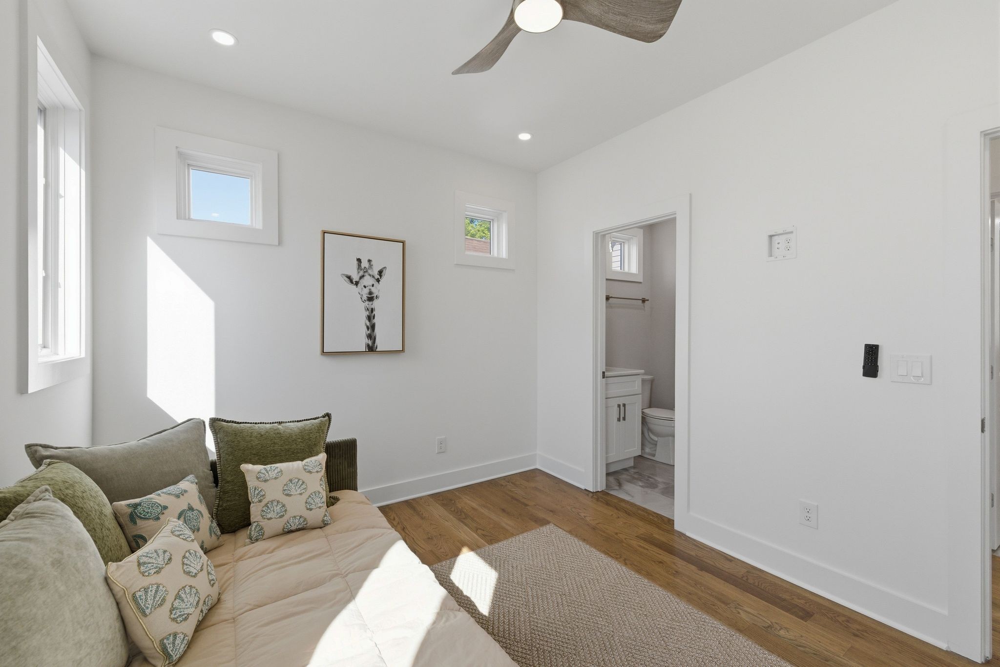 1711 5th Ave, N Property Photo 23