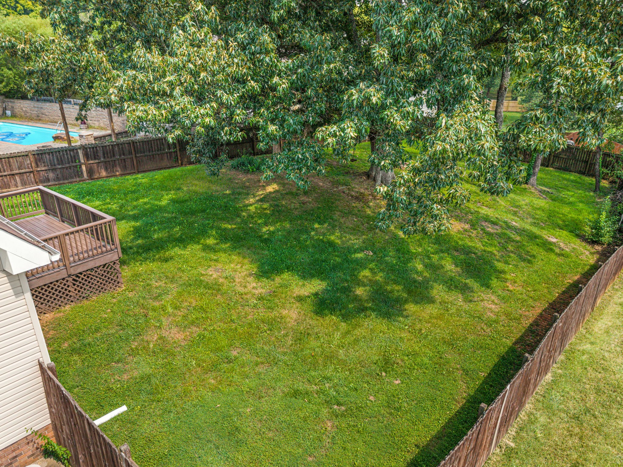 605 Westchester Pl Property Photo 26