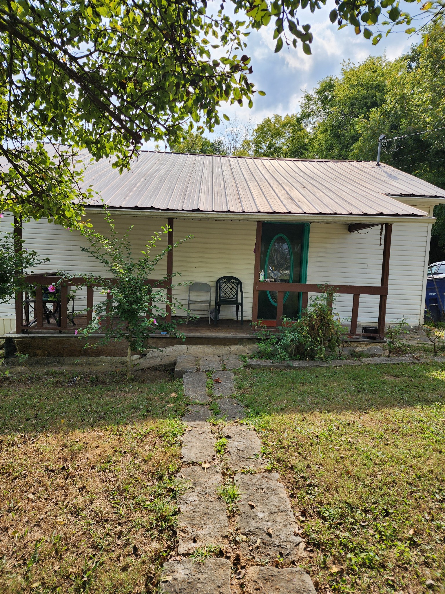 117 Burt St Property Photo 1