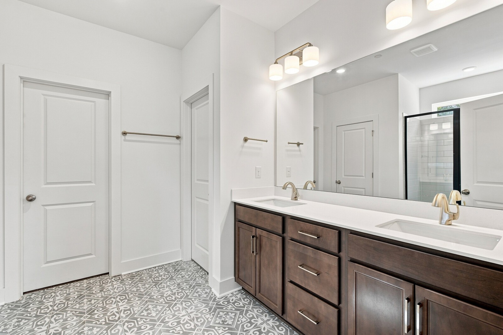 3039 Ledger Road Property Photo 16