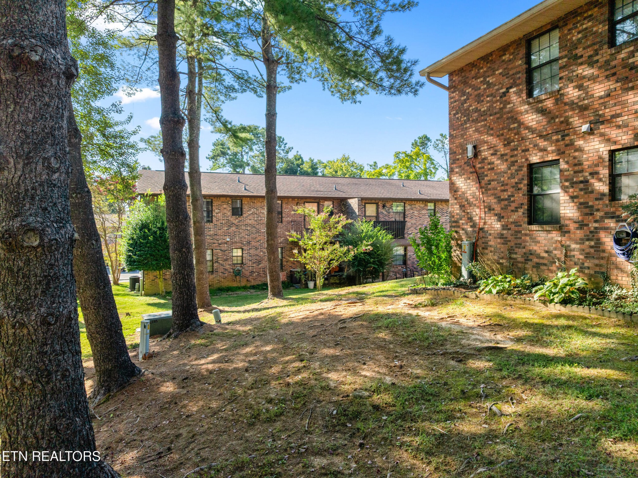 810 Highland Drive Property Photo 25
