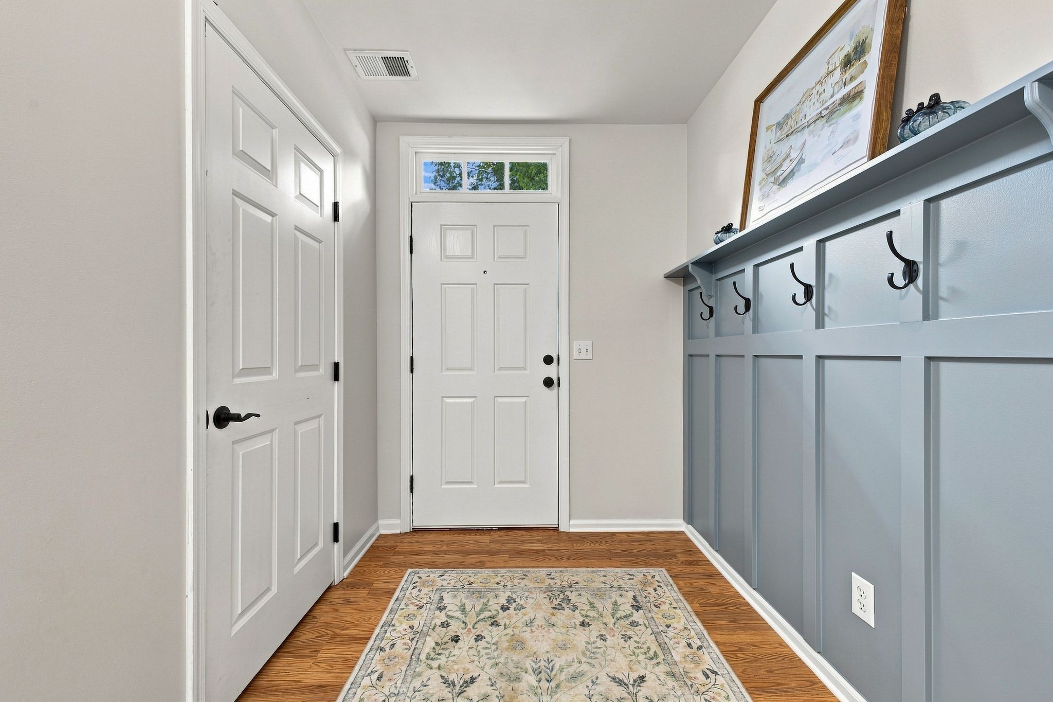 608 Huffine Manor Cir Property Photo 6