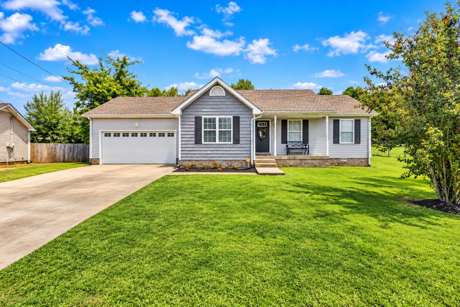261 Golden Pond Ave Property Photo 1
